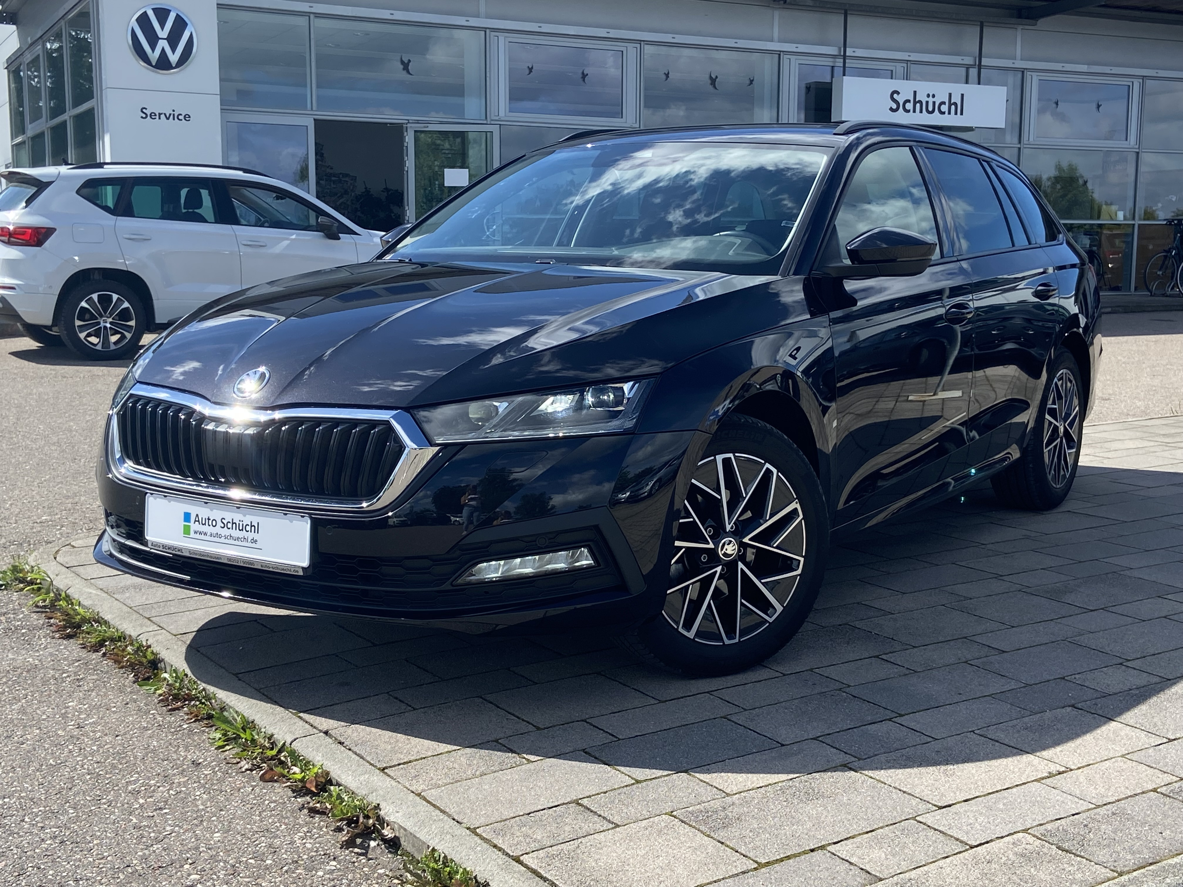 Skoda Octavia Combi 1.5 TSI Ambition AHK+17