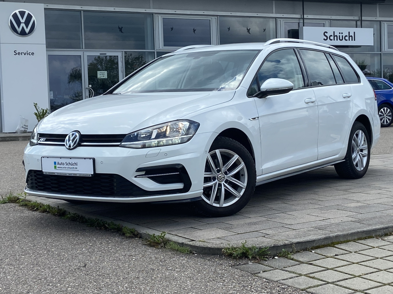 Volkswagen Golf Variant 2.0 TDI DSG R-LINE Comfortline AHK+NAVI+PARKASSIST+SHZ+KAMERA+BLUETOOTH+ACC