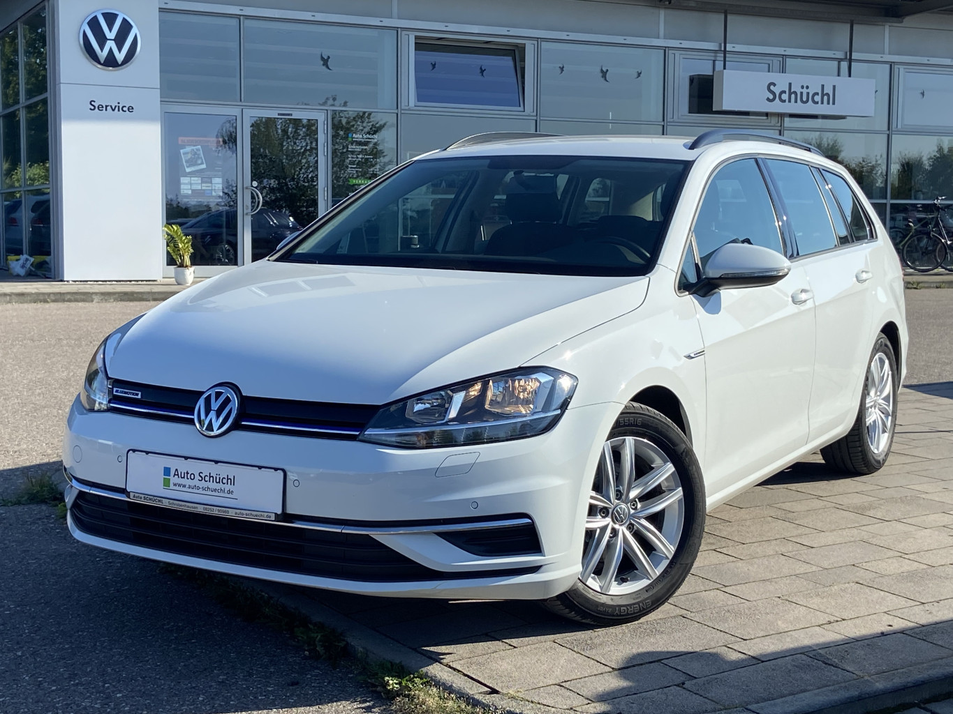 Volkswagen Golf Variant Comfortline 1.5 TSI AHK+NAVI+SHZ+PDC+BLUETOOTH