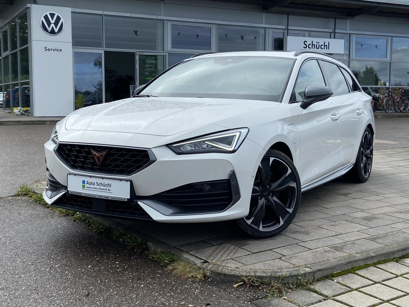 Cupra Leon ST 1.4 TSI DSG eHybrid PAKET-XL+SUPERSPORT+19