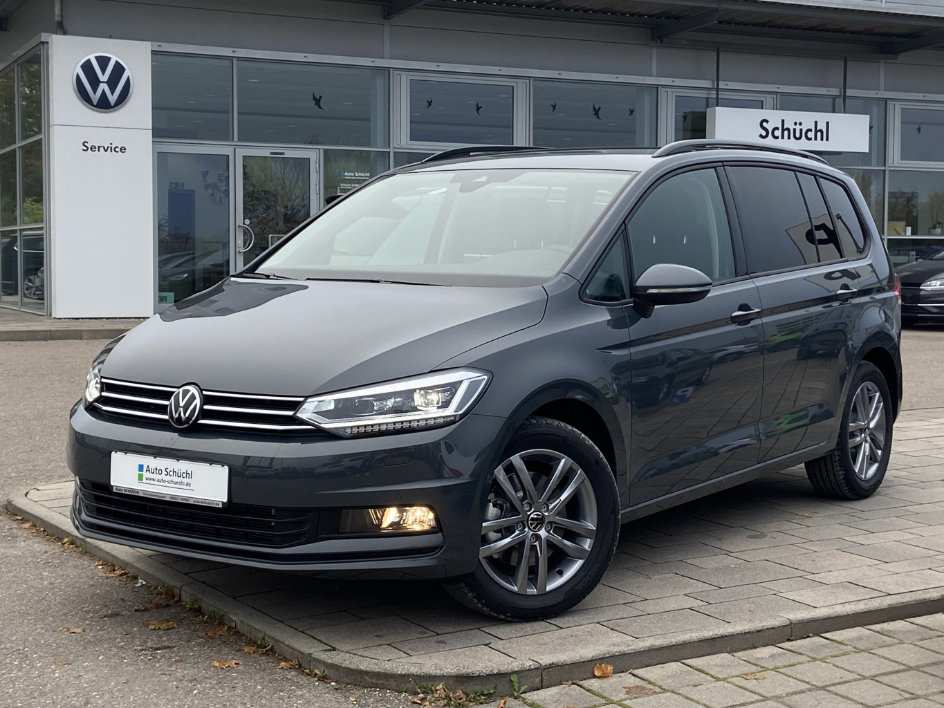 Volkswagen Touran 1.5 TSI DSG COMFORTLINE 7-SITZER EL.HECK+ACTIVE-INFO+NAVI+LED+ACC+APP-CONNECT+SHZ+PDC+KEYLESS+DAB+LANE-ASSIST+BLUETOOTH+KAMERA+ACC+KEYLESS